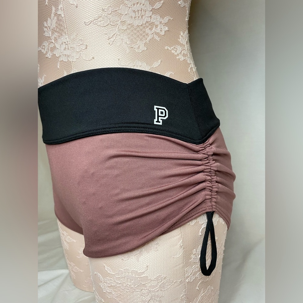 VICTORIAS SECRET GYM TO SWIM SHORTS BOTTOM SHORTIE MED NWT Brown W/Black